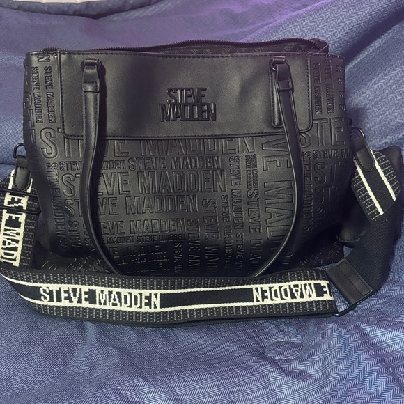 Liquidation Sale - Steve Madden Black Women Bag - Picture 1 of 3